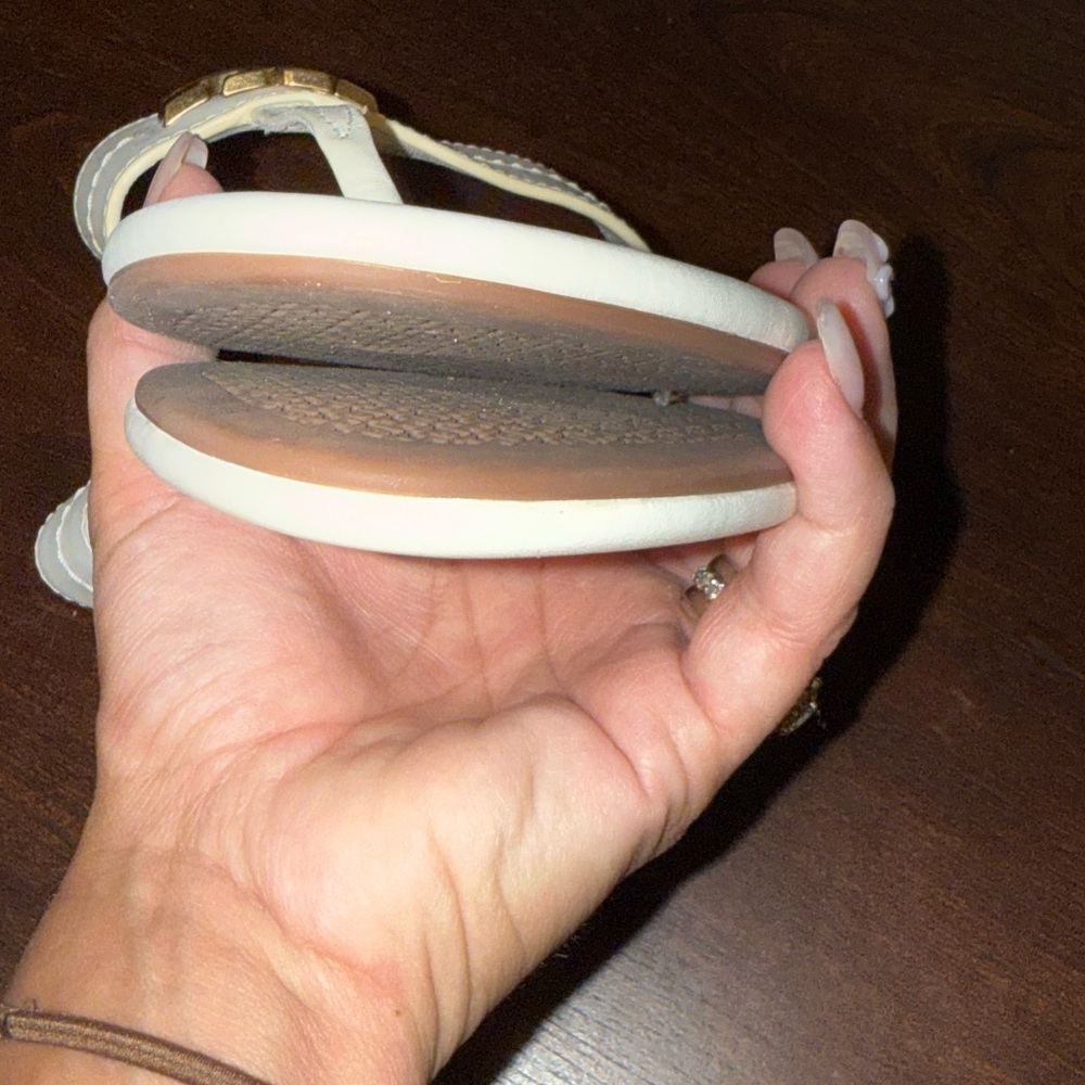Tory Burch White Thong Sandals with Gold Logo Accent - Picture 4 of 8